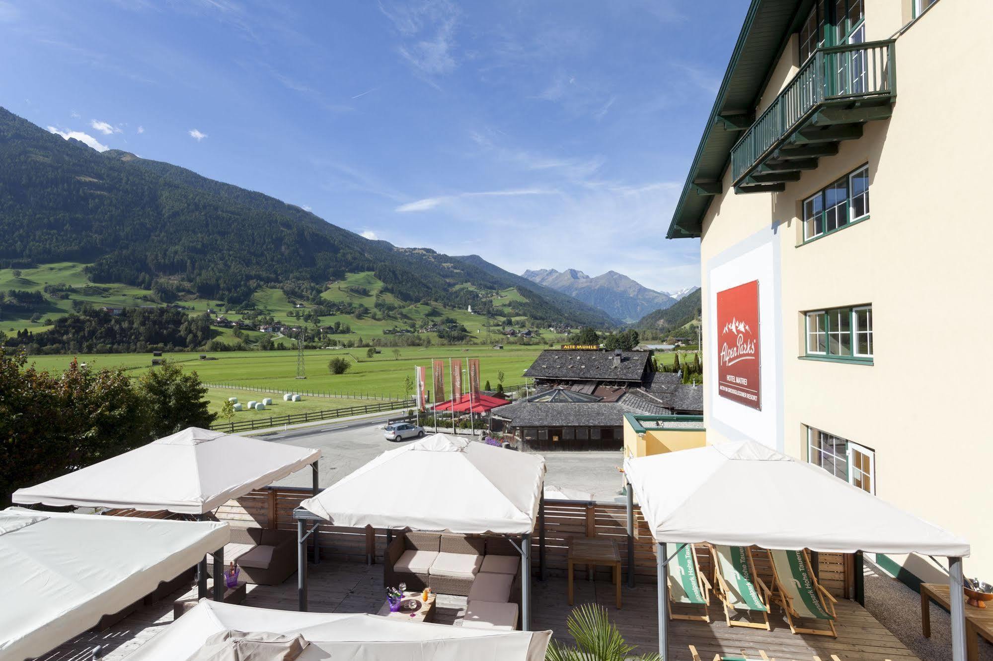 Alpenparks Hotel Montana Matrei in Osttirol Bagian luar foto
